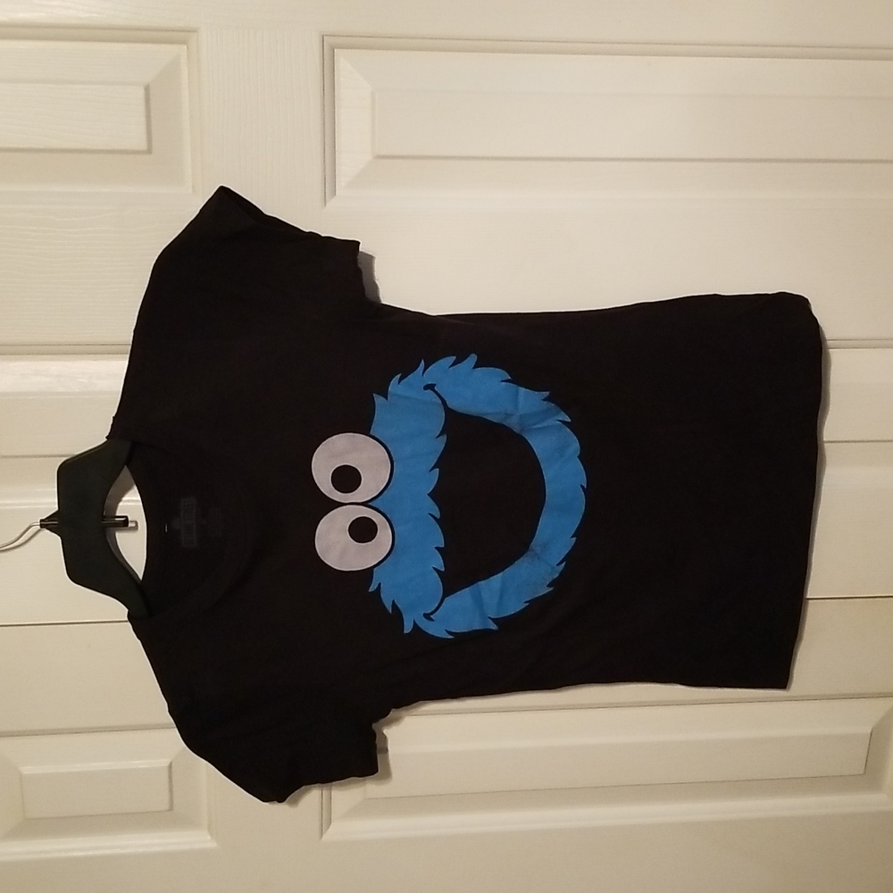 Cookie Monster T-Shirt Black And Blue Shirt Size Medium